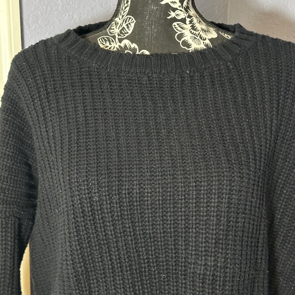 Express Chunky Knit Sweater - Picture 2 of 4